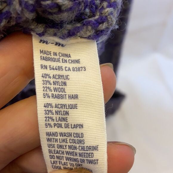 American Eagle wool blend sweater purple gray medium big buttons - Picture 6 of 6